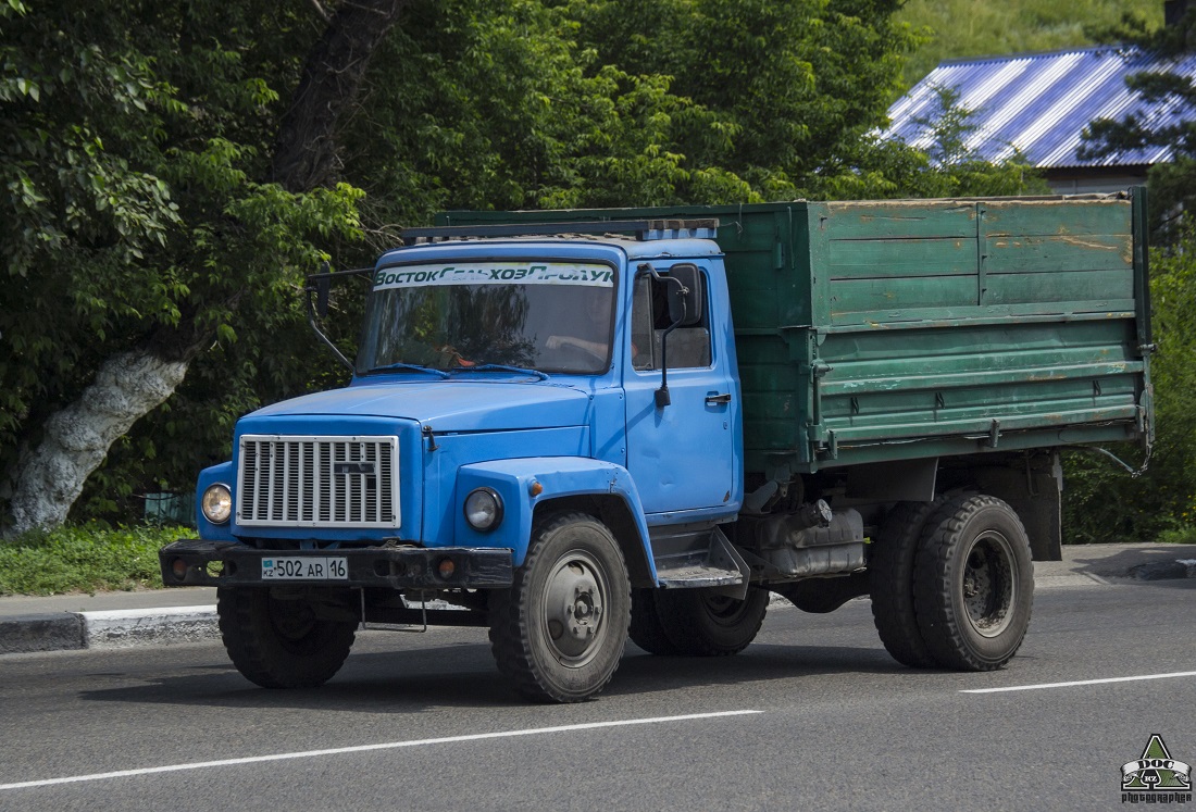 Восточно-Казахстанская область, № 502 AR 16 — ГАЗ-33072