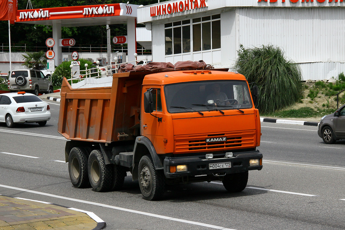 Краснодарский край, № М 004 СЕ 123 — КамАЗ-65115 (общая модель)