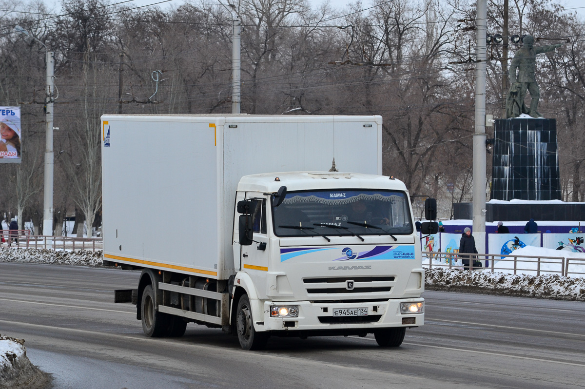 Волгоградская область, № Е 945 АЕ 134 — КамАЗ-4308-C4