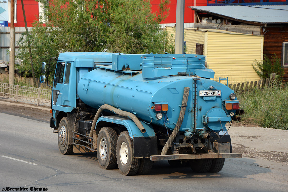 Саха (Якутия), № В 204 КР 14 — Mitsubishi Fuso The Great