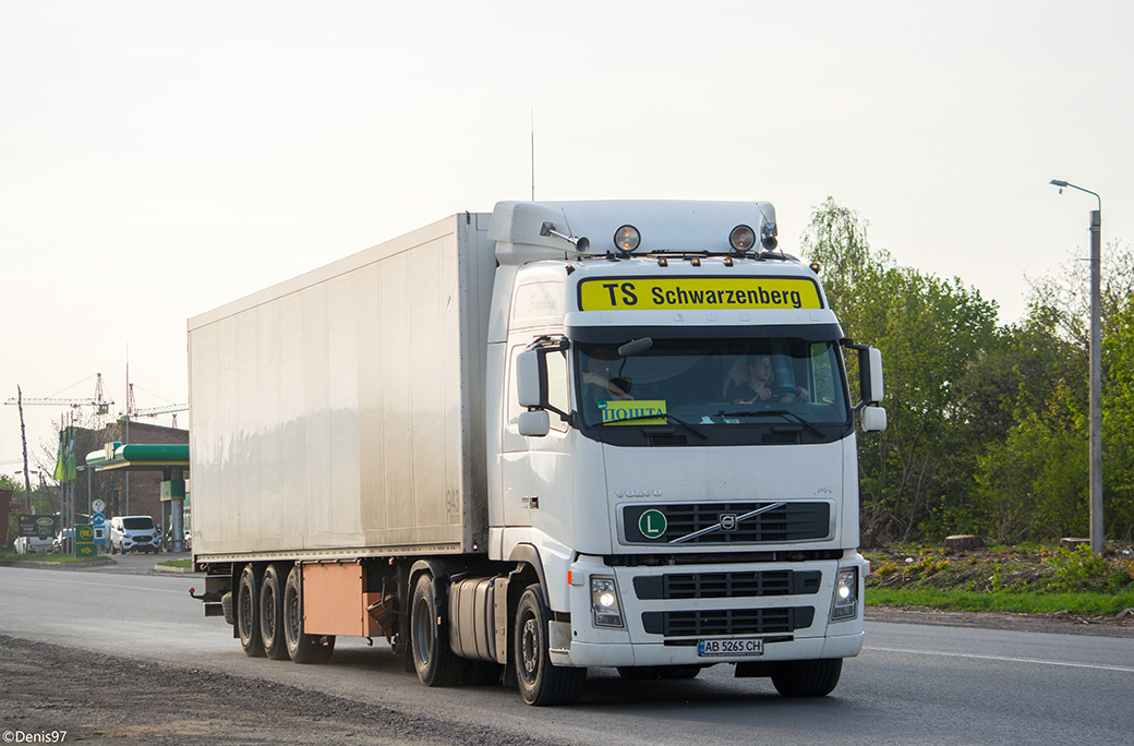 Винницкая область, № АВ 5265 СН — Volvo ('2002) FH12.440