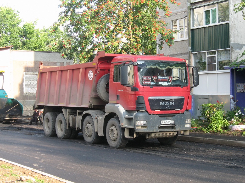 Тверская область, № Е 325 КВ 777 — MAN TGS ('2007) 41.390