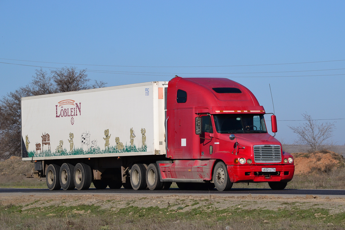 Татарстан, № А 832 УО 716 — Freightliner Century Class