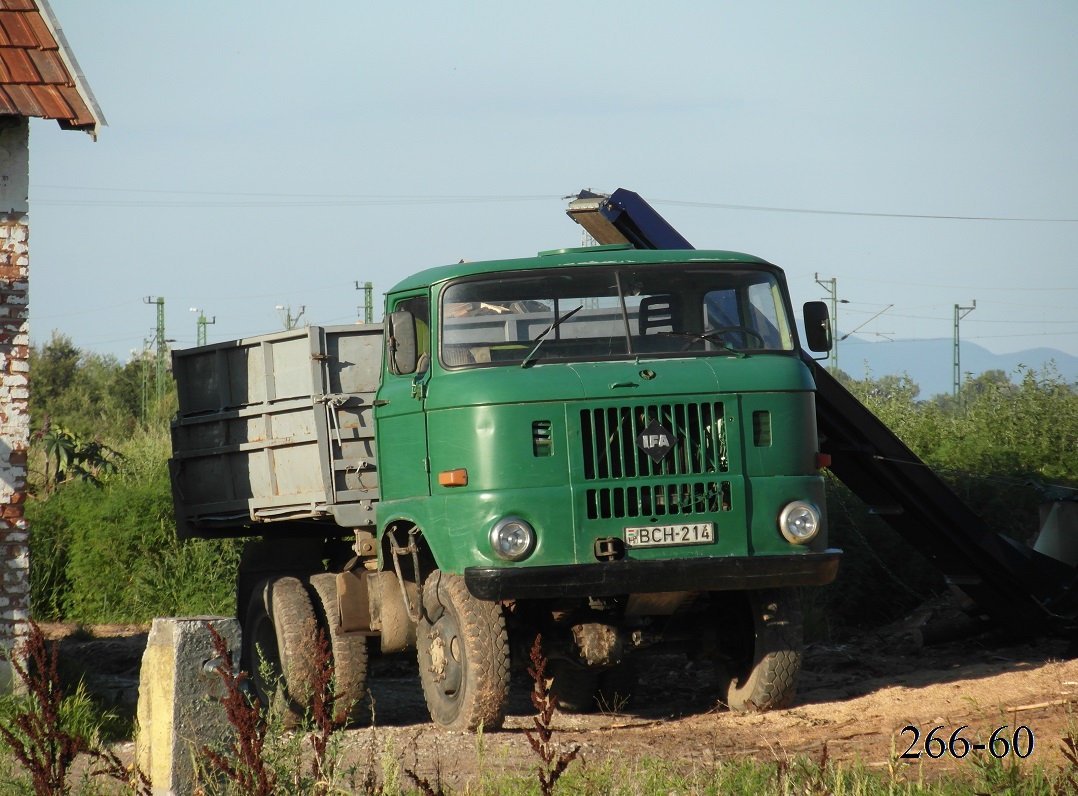 Венгрия, № BCH-214 — IFA W50LA/K, LA/Z