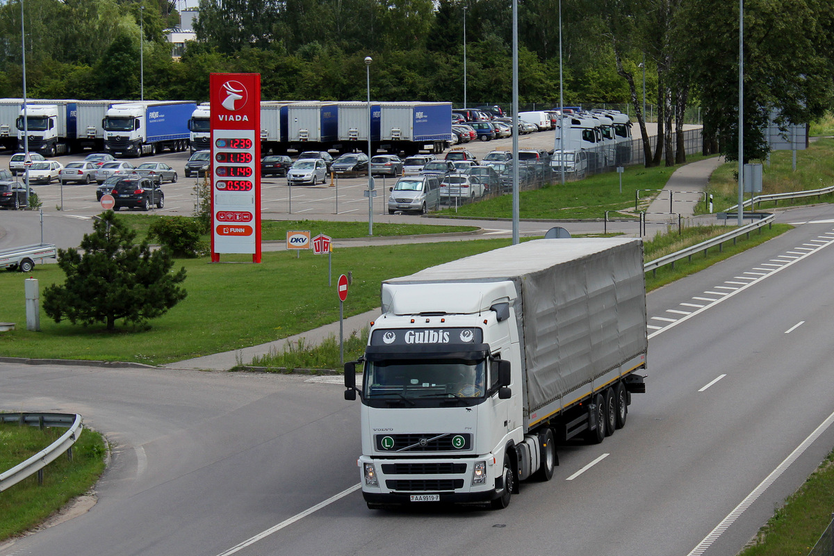 Минск, № АА 9919-7 — Volvo ('2002) FH-Series