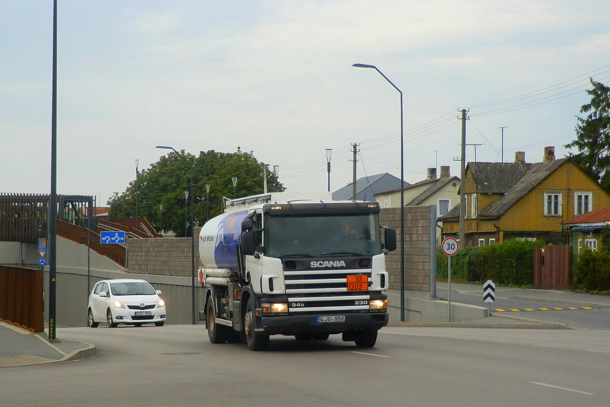 Литва, № GJG 952 — Scania ('1996) P94D