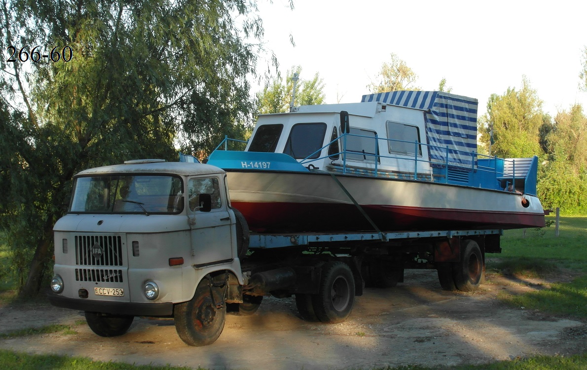 Венгрия, № CCV-253 — IFA W50L/S