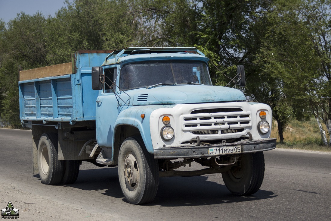 Алматинская область, № 711 MVB 05 — ЗИЛ-495710