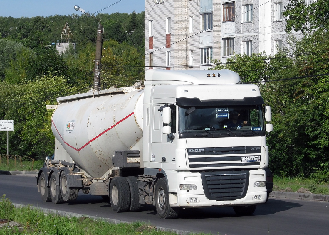 Калужская область, № С 725 УУ 197 — DAF XF105 FT