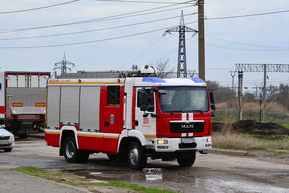 Волгоградская область, № В 342 ЕК 134 — MAN TGM 13.290