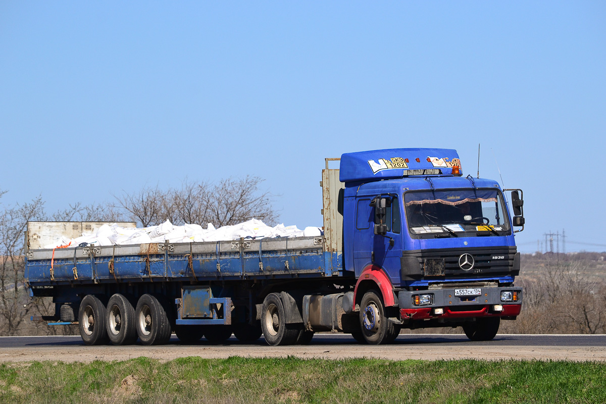 Волгоградская область, № А 557 СК 134 — Mercedes-Benz SK (общ. мод.)