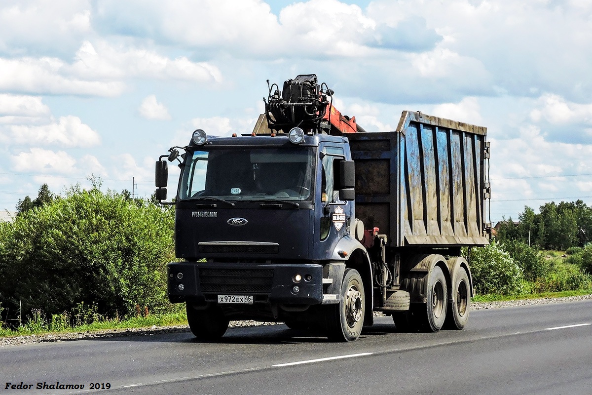 Курганская область, № Х 972 ЕХ 45 — Ford Cargo ('2003) 3530