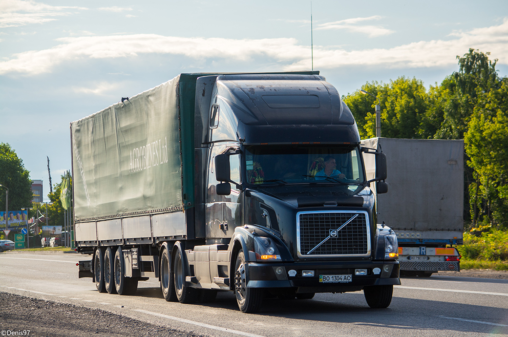 Тернопольская область, № ВО 1304 АС — Volvo VNL670