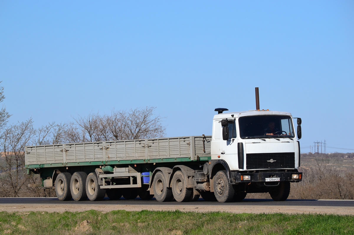 Кабардино-Балкария, № Т 128 ВР 07 — МАЗ-642208