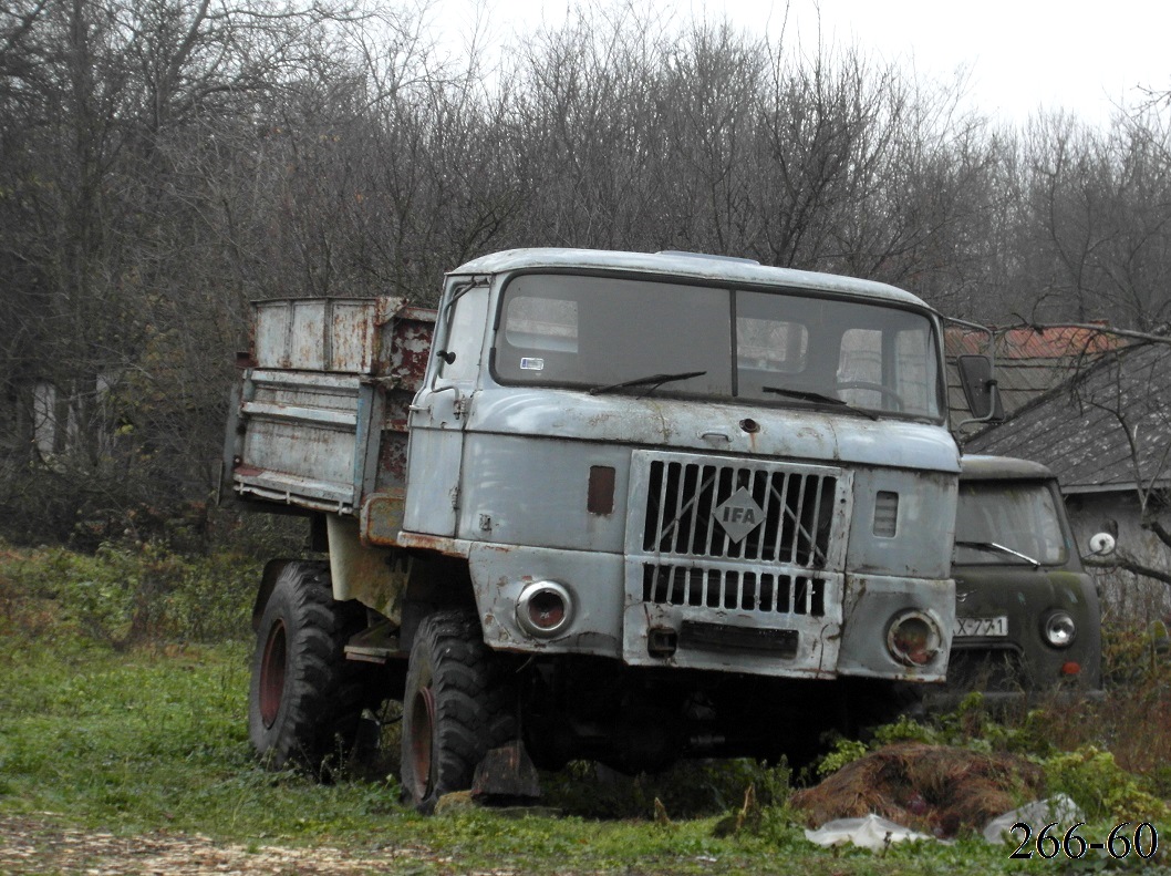 Венгрия, № JVH-042 — IFA W50LA/K, LA/Z