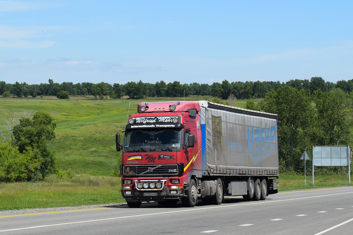 Алтайский край, № Е 512 ТН 22 — Volvo ('1993) FH12.340