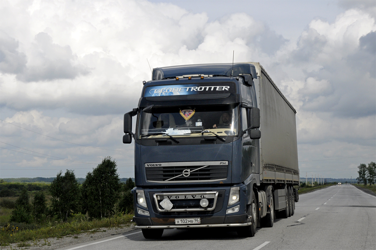 Свердловская область, № Х 102 МВ 96 — Volvo ('2008) FH.400