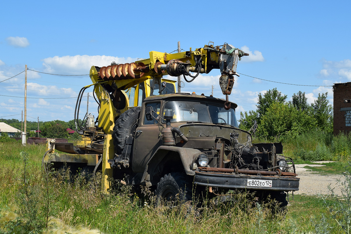 Алтайский край, № Е 802 ЕО 124 — ЗИЛ-131