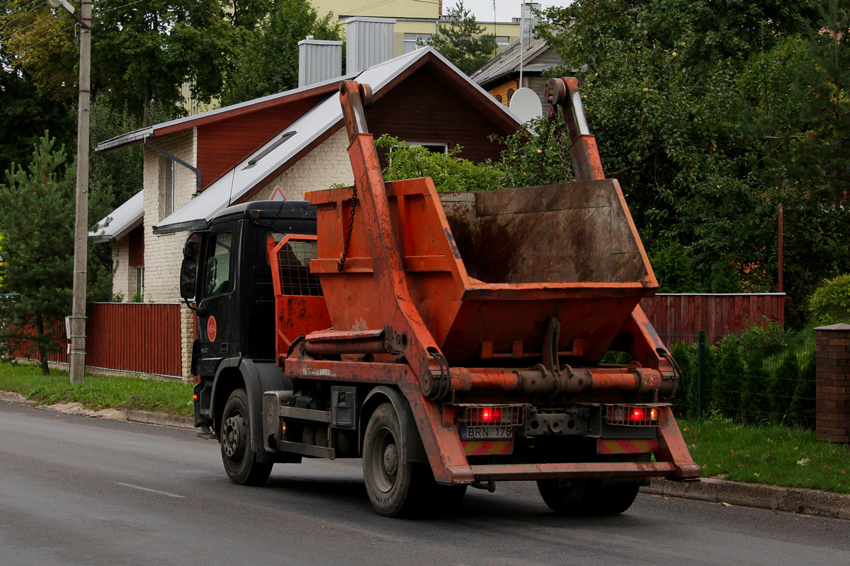 Литва, № BRN 176 — Mercedes-Benz Actros ('2003) 1832