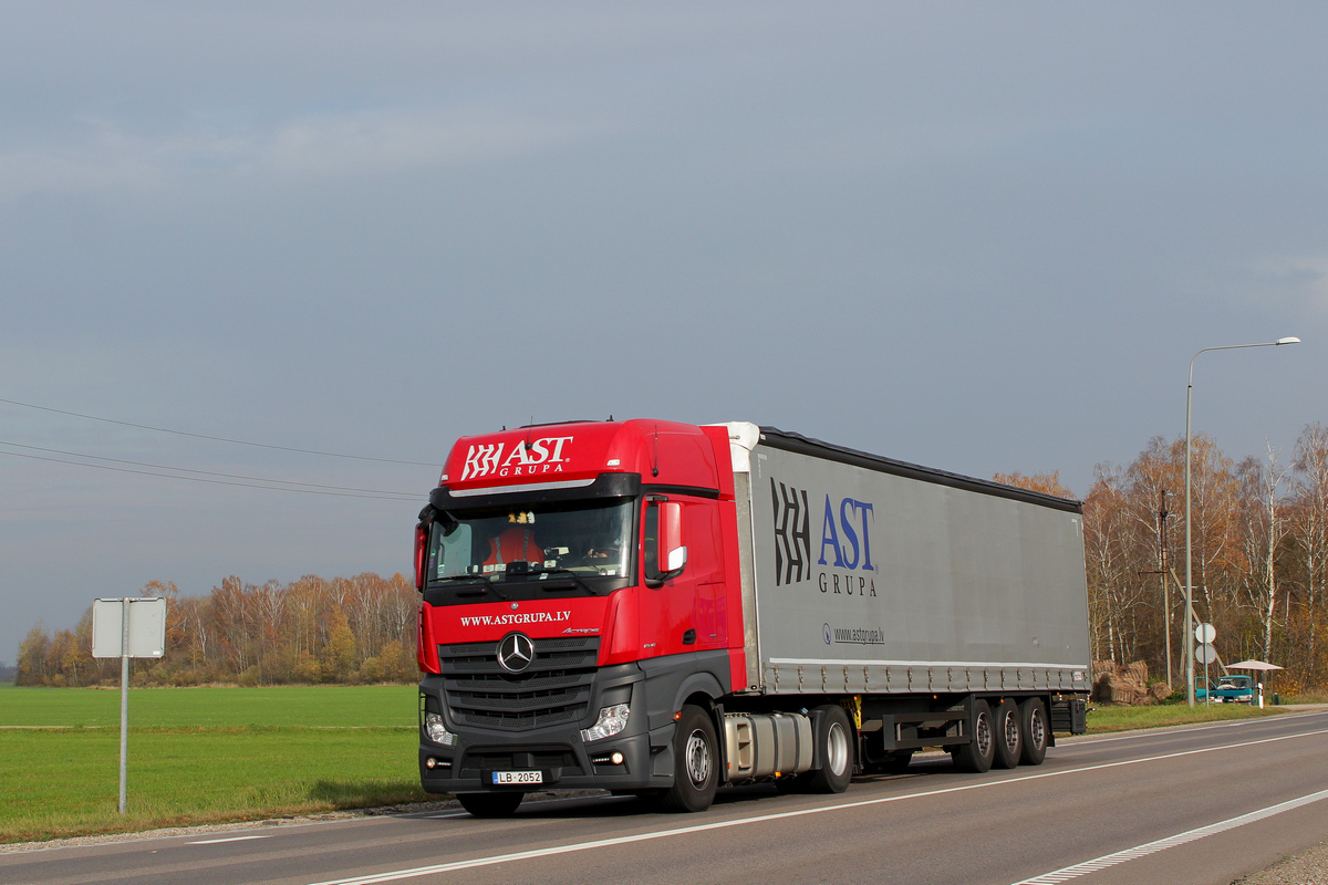 Латвия, № LB-2052 — Mercedes-Benz Actros ('2011)