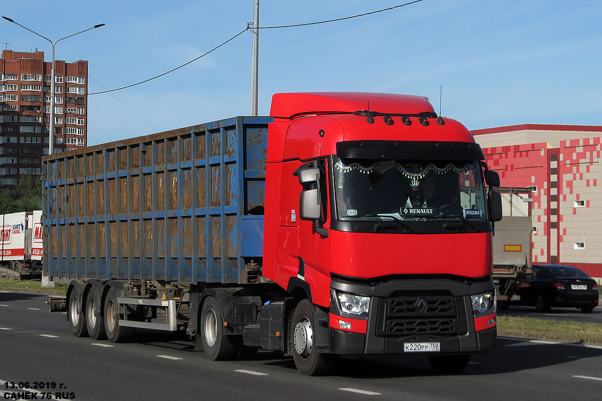 Московская область, № К 220 РР 750 — Renault T-Series ('2013)