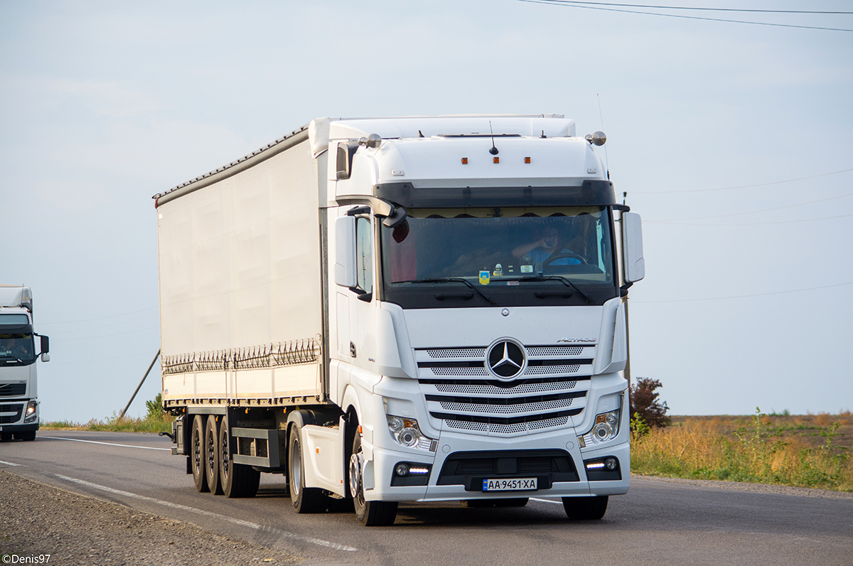 Киев, № АА 9451 ХА — Mercedes-Benz Actros ('2011) 1845