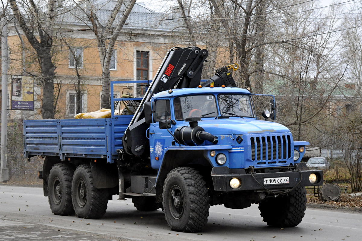 Алтайский край, № Т 109 СС 22 — Урал-4320-40