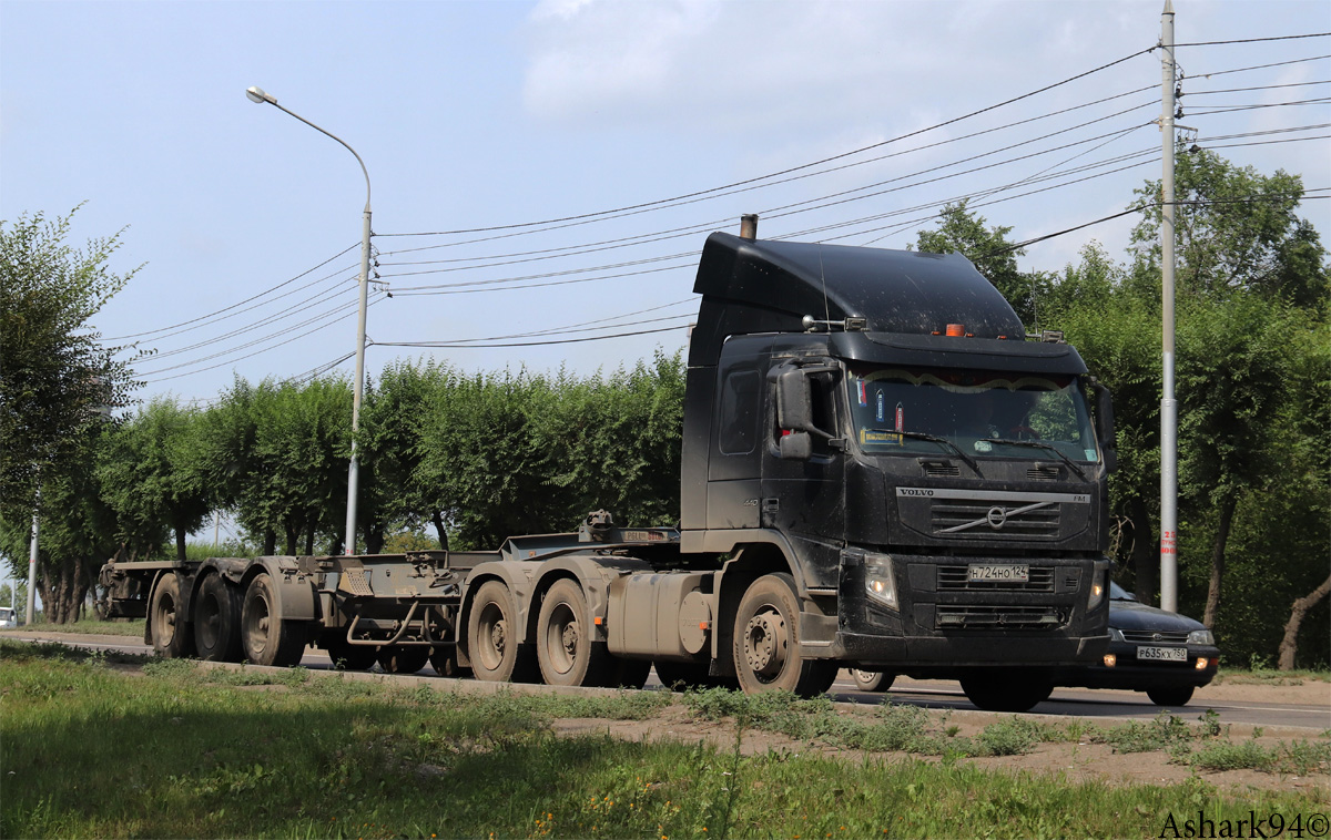 Красноярский край, № Н 724 НО 124 — Volvo ('2010) FM.440 [X9P]