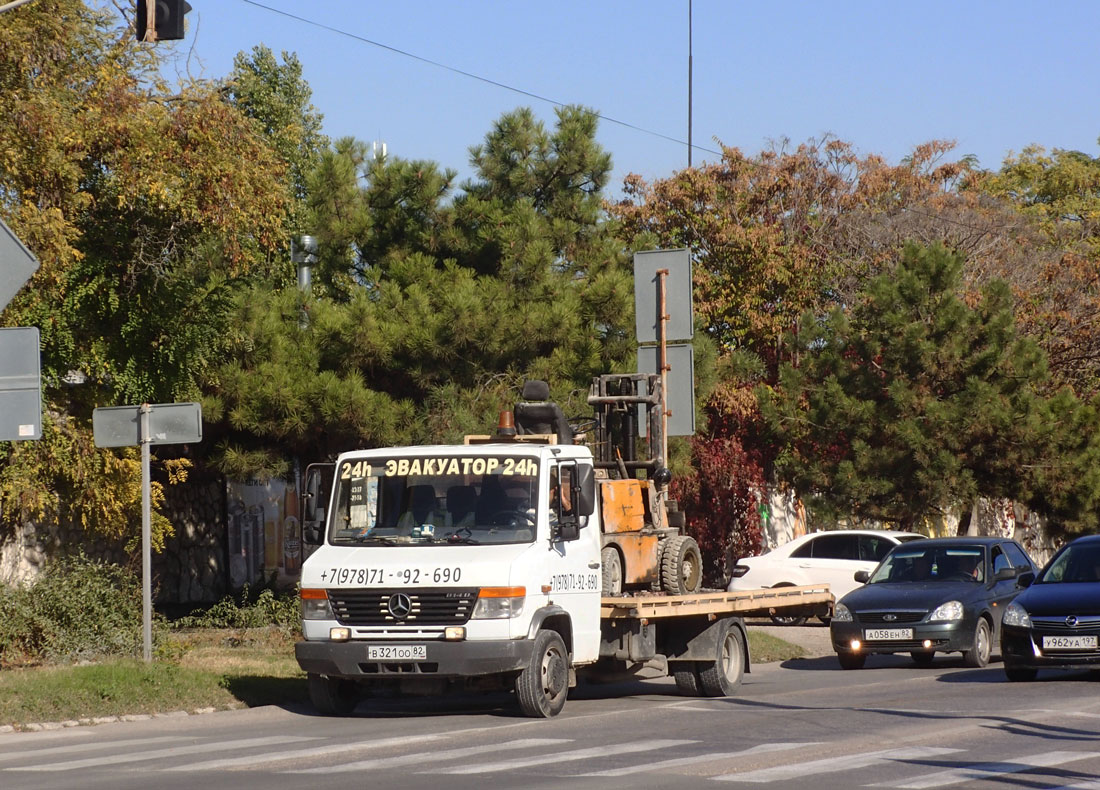 Крым, № В 321 ОО 82 — Mercedes-Benz Vario 814D