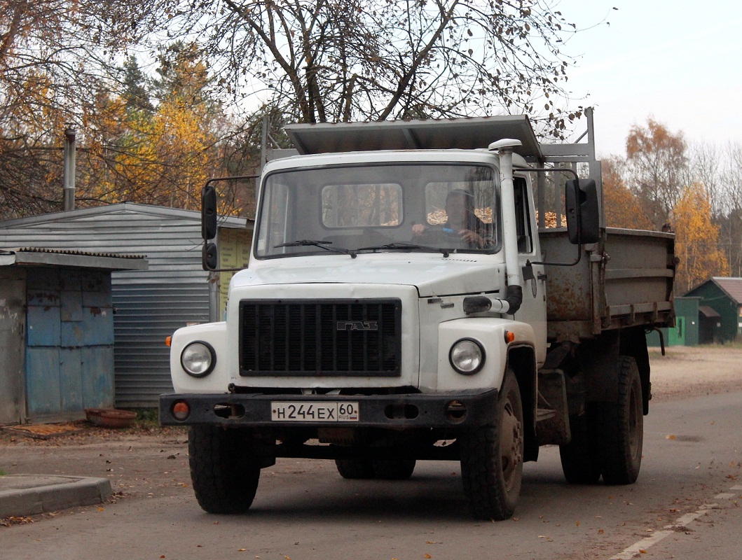 Псковская область, № Н 244 ЕХ 60 — ГАЗ-3309