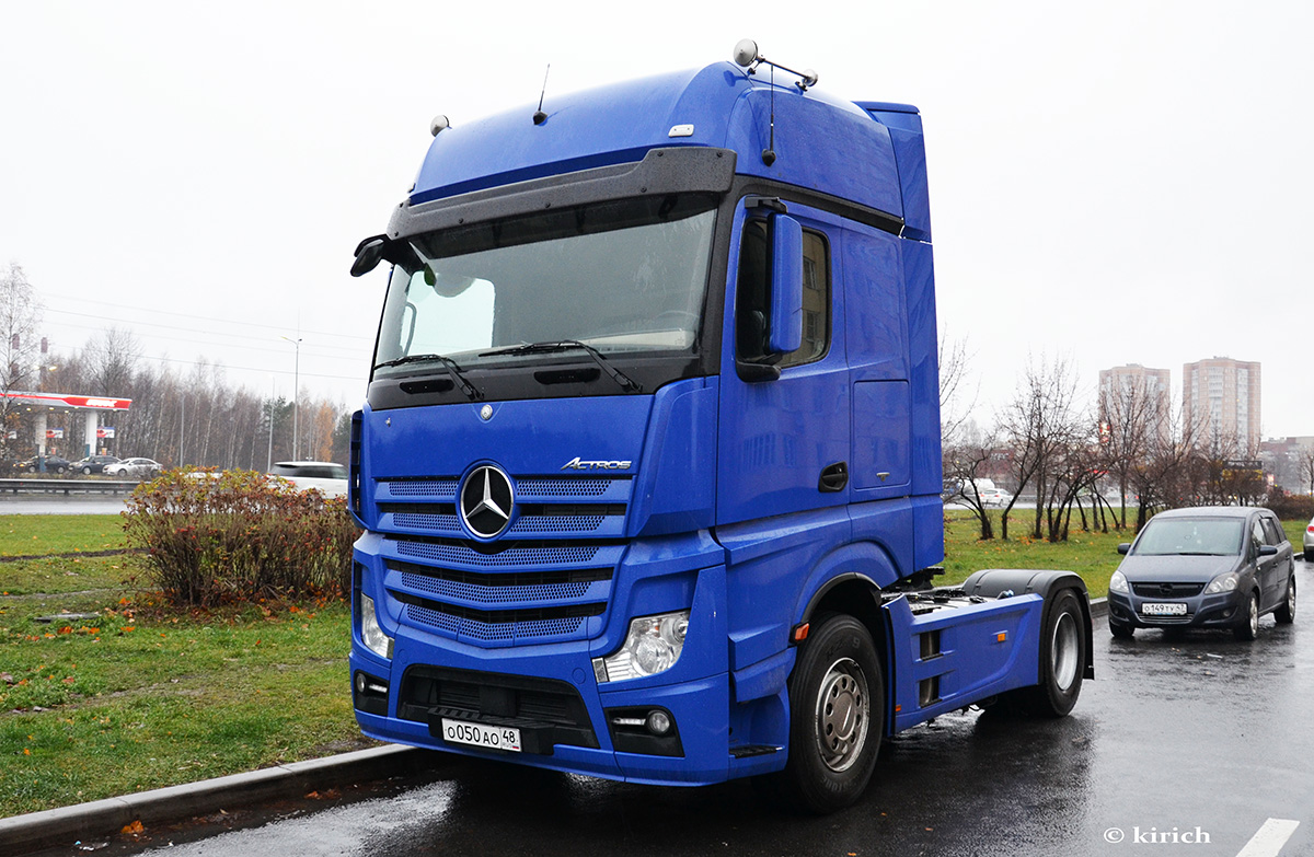 Липецкая область, № О 050 АО 48 — Mercedes-Benz Actros ('2011)