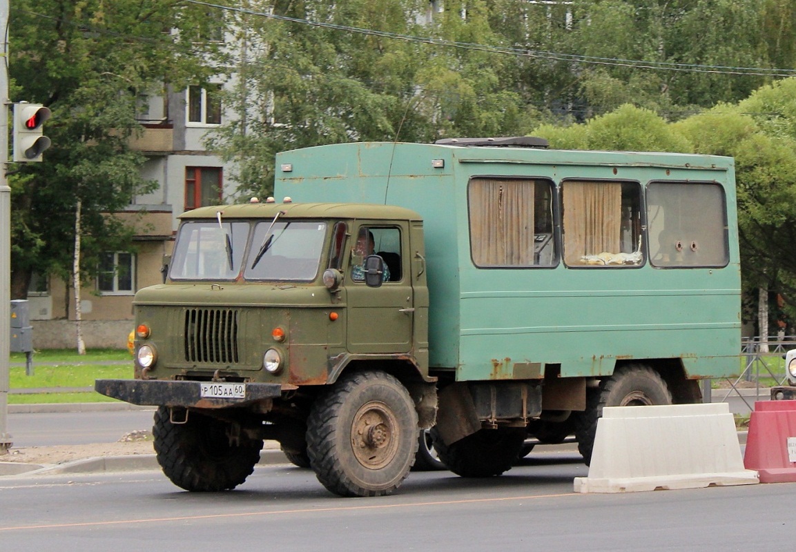 Псковская область, № Р 105 АА 60 — ГАЗ-66-11