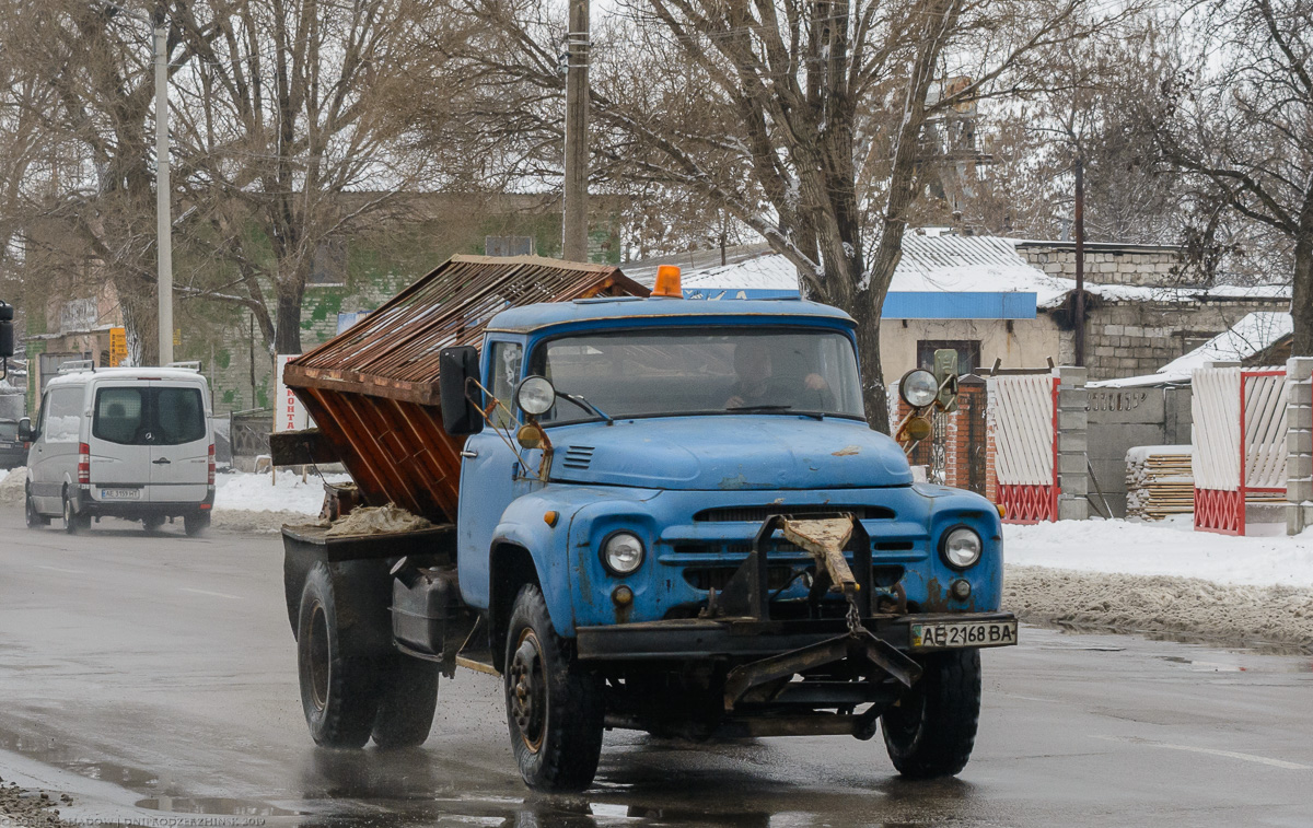 Днепропетровская область, № АЕ 2168 ВА — ЗИЛ-431412