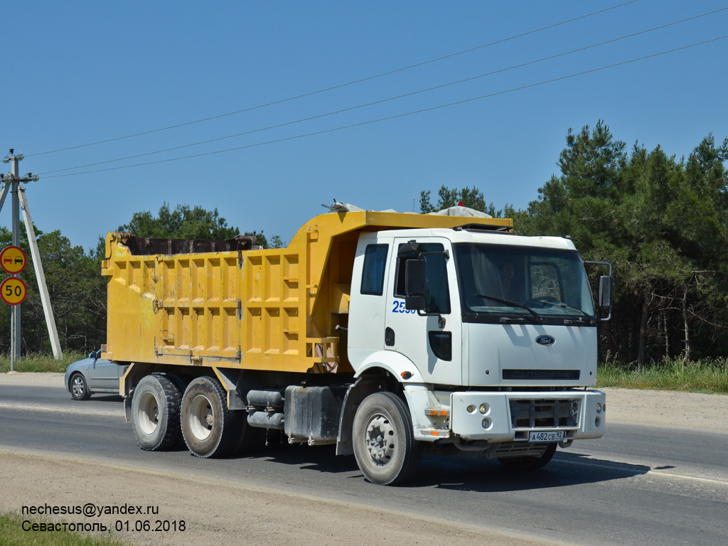 Севастополь, № А 482 СВ 92 — Ford Cargo ('2003) 2530