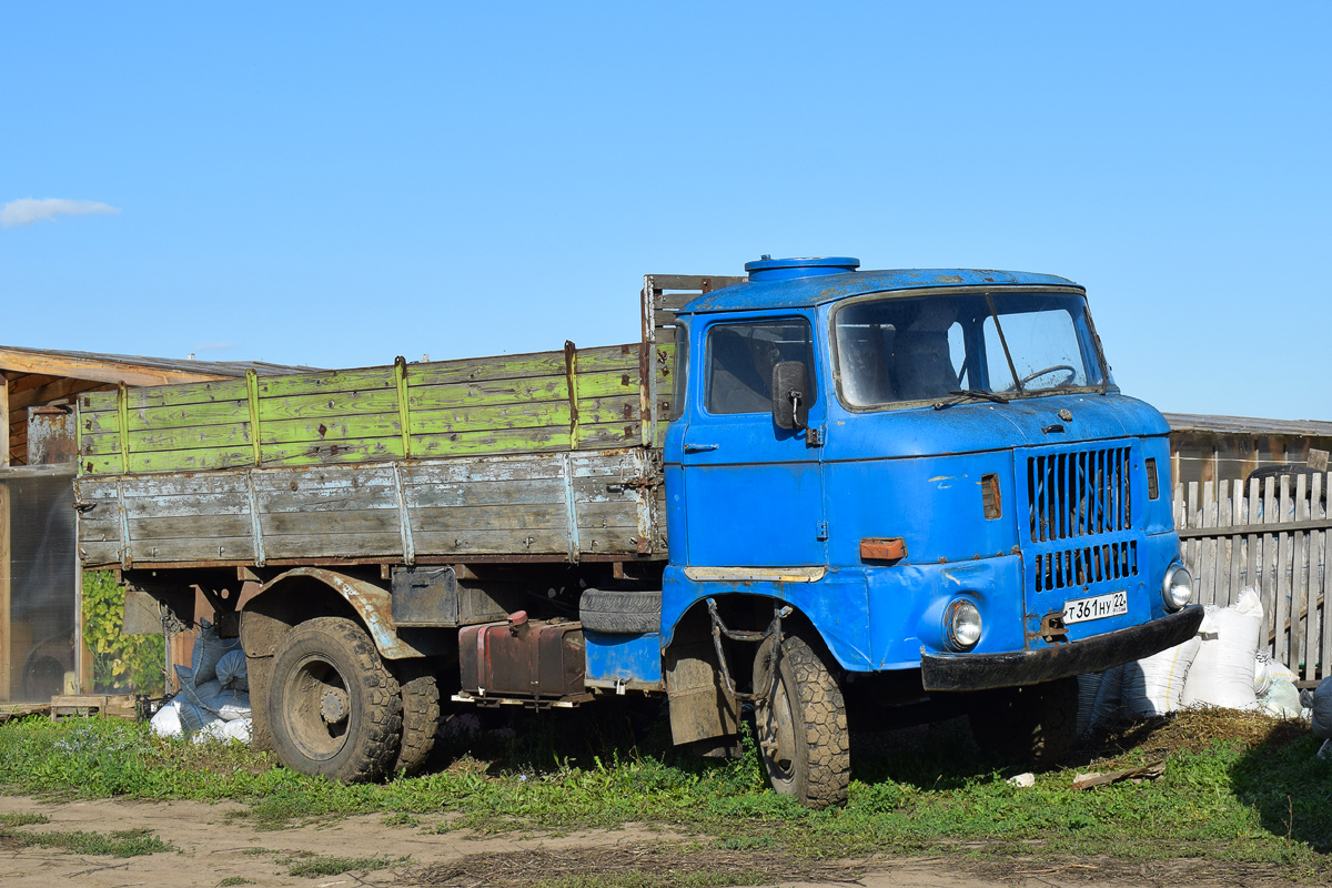 Алтайский край, № Т 361 НУ 22 — IFA W50L