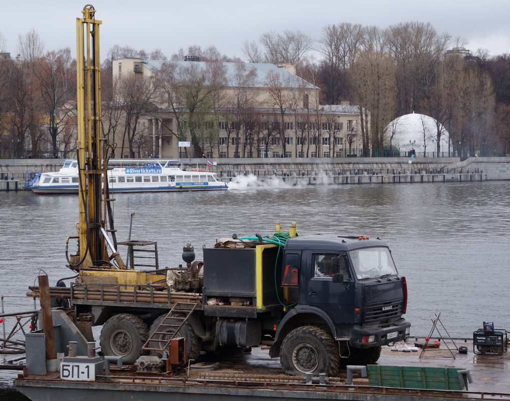 Москва, № Х 600 УР 77 — КамАЗ-43114-15 [43114R]