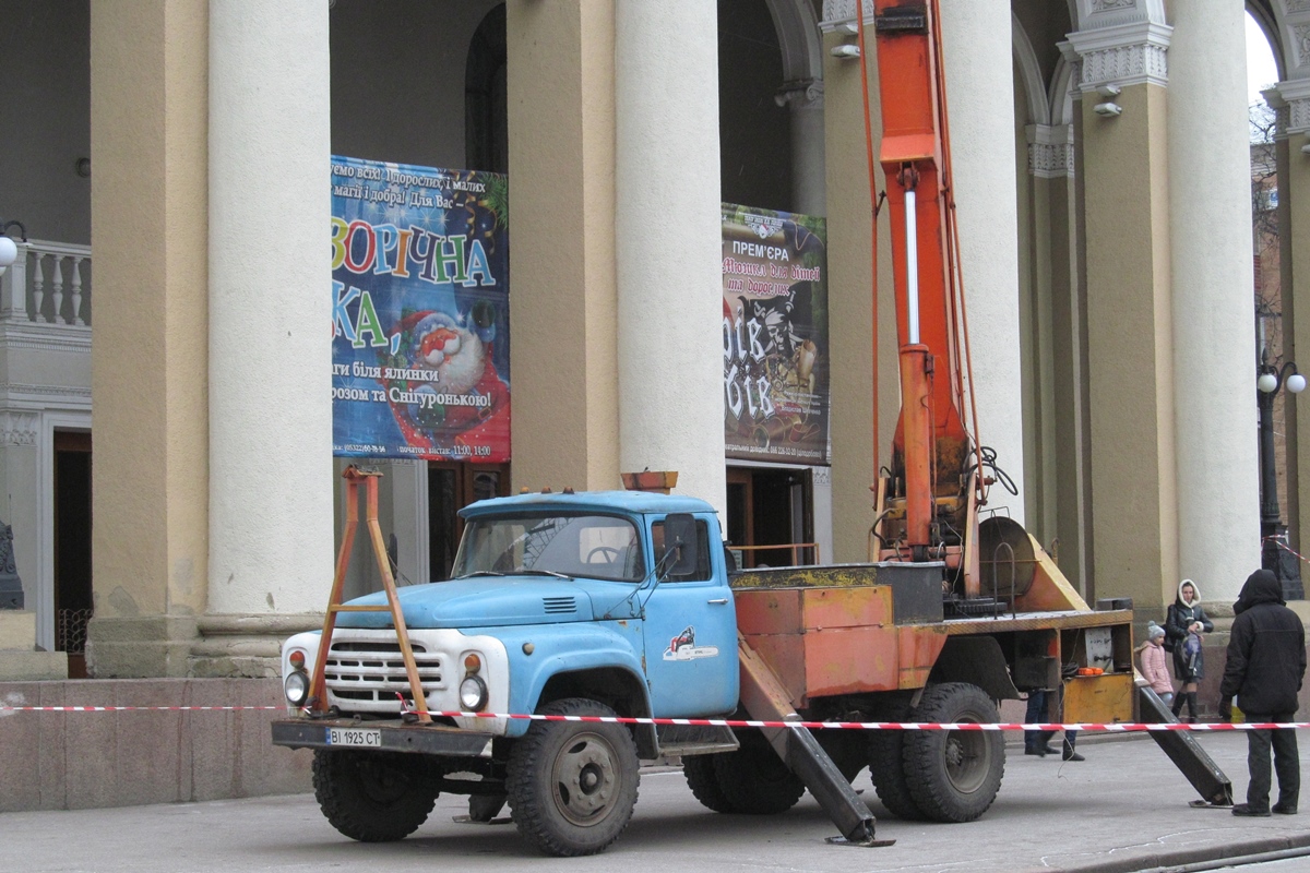 Полтавская область, № ВІ 1925 СТ — ЗИЛ-431412