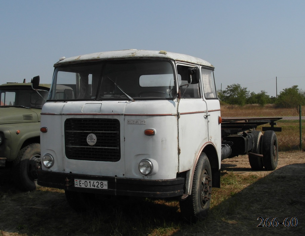 Венгрия, № E-01428 18 — Škoda 706 MT; Венгрия — XI. Nemzetközi Ikarus, Csepel és Veteránjármű Találkozó, Folyás (2018)