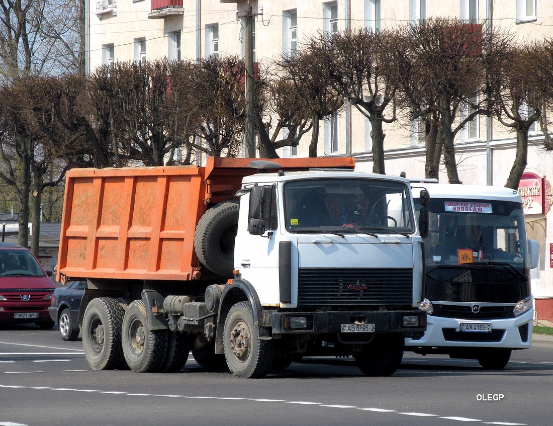 Витебская область, № АВ 6195-2 — МАЗ-5516 (общая модель)