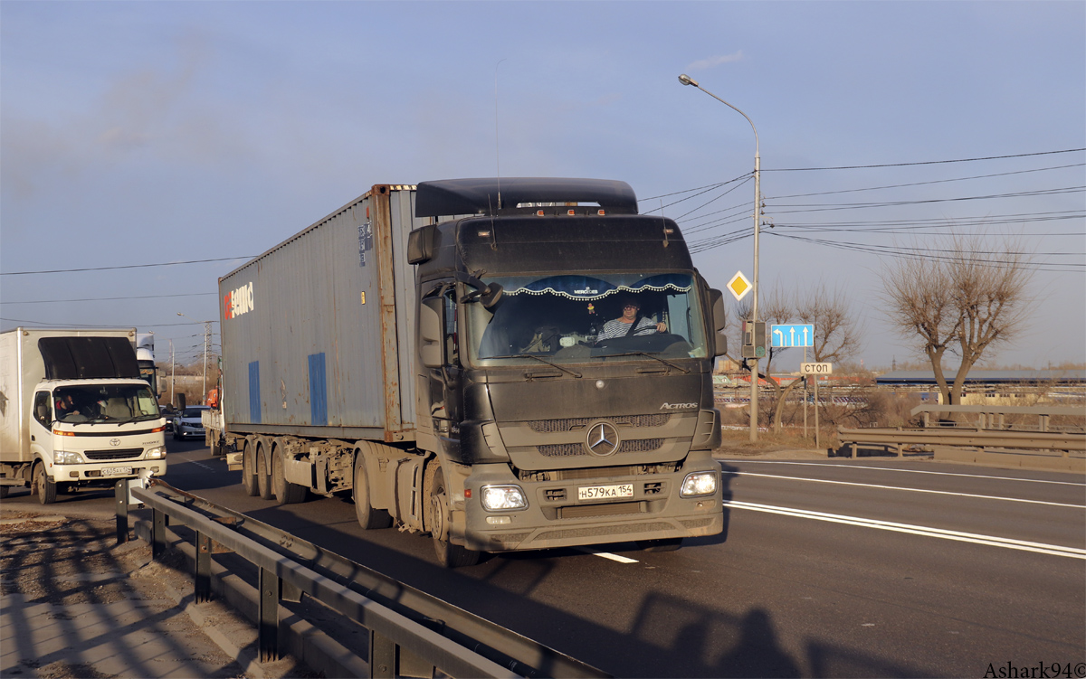 Новосибирская область, № Н 579 КА 154 — Mercedes-Benz Actros '09 1844 [Z9M]