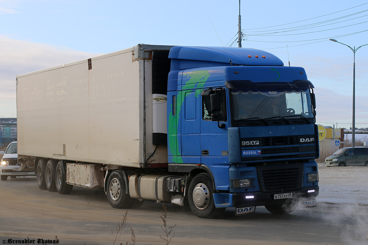 Амурская область, № В 757 ХУ 28 — DAF 95XF FT; Амурская область, № АР 4306 28 — Krone SDR 27