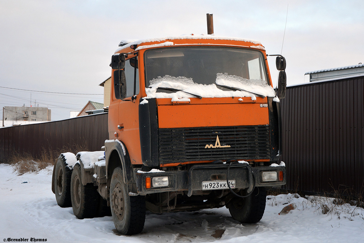 Саха (Якутия), № Н 923 КК 14 — МАЗ-6422 (общая модель)