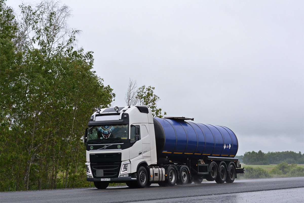 Омская область, № У 226 АР 55 — Volvo ('2012) FH.540