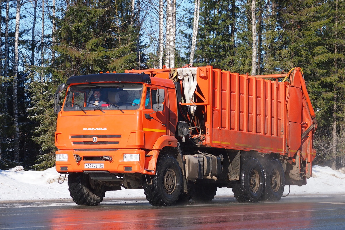 Ханты-Мансийский автоном.округ, № А 374 УВ 186 — КамАЗ-43118-50