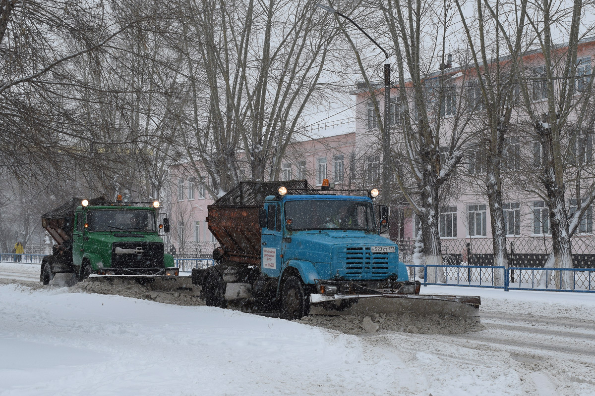 Алтайский край, № К 523 ХТ 177 — ЗИЛ-494560