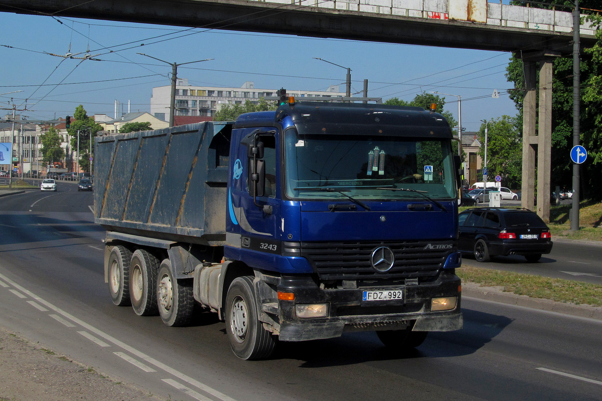 Литва, № FDZ 992 — Mercedes-Benz Actros ('1997)