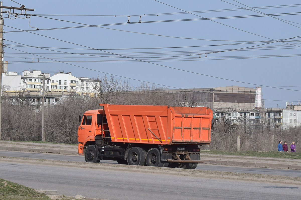 Волгоградская область, № Е 043 ХМ 134 — КамАЗ-6520 [652000]