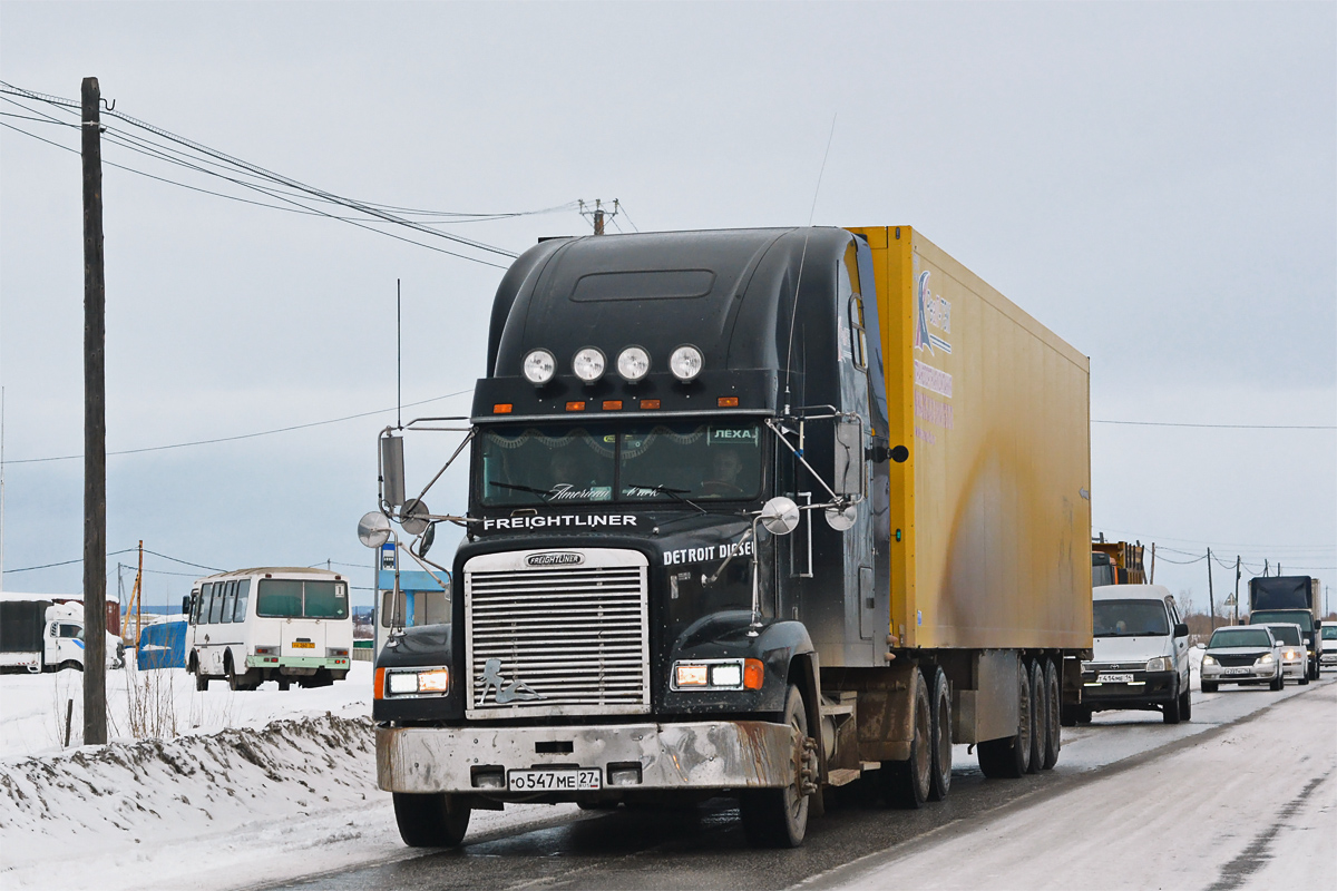 Хабаровский край, № О 547 МЕ 27 — Freightliner FLD 120