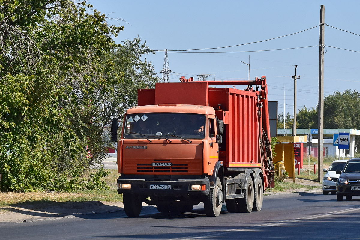 Волгоградская область, № Е 527 ОС 134 — КамАЗ-65115-62