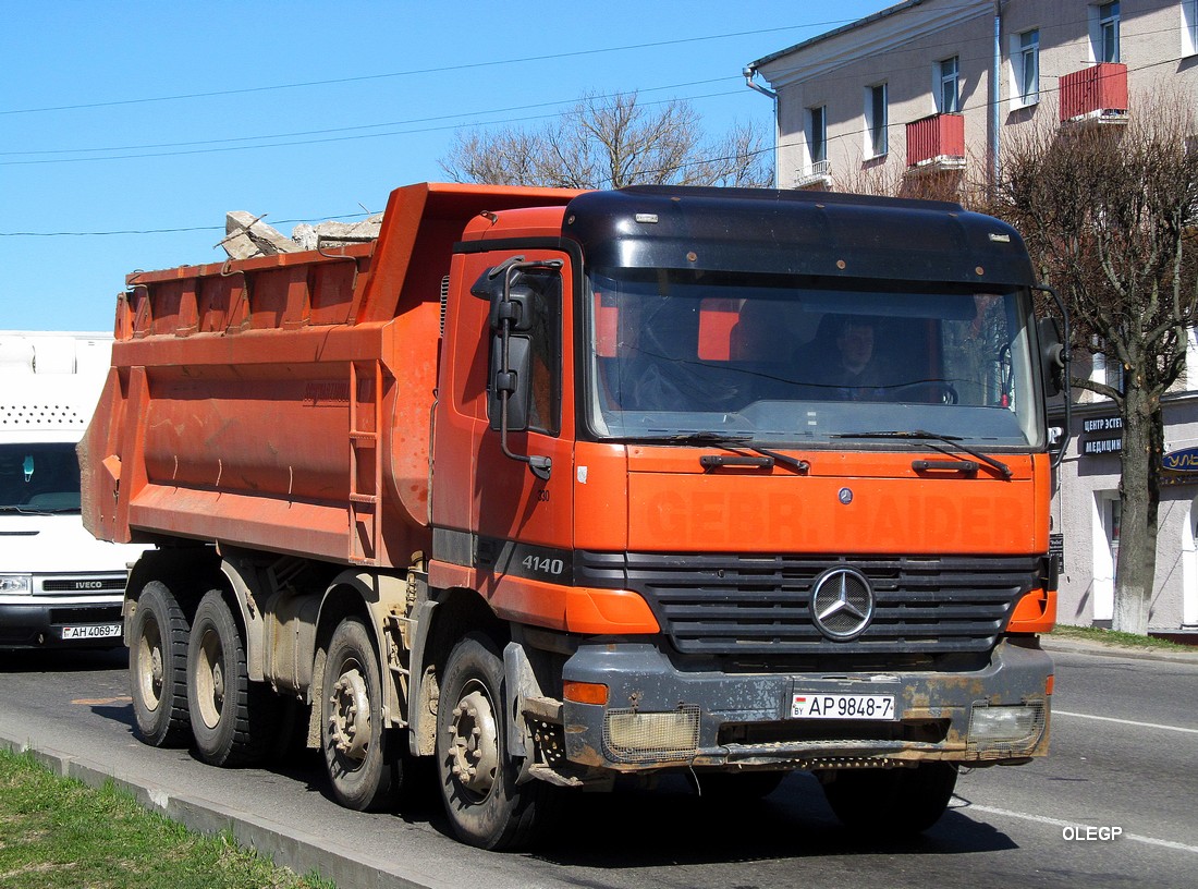 Минск, № 330 — Mercedes-Benz Actros ('1997) 4140